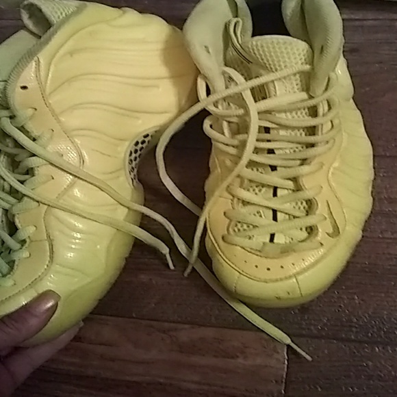 Foam pos - Picture 2 of 2